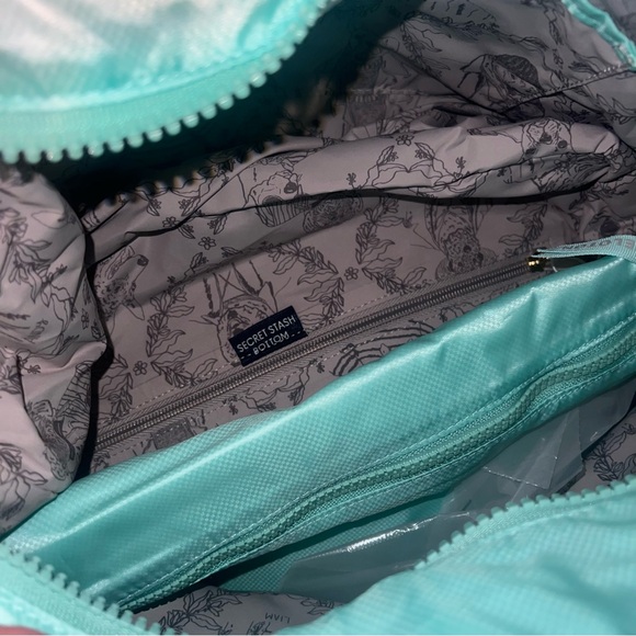 Peloton x Oliver Thomas Mint Kitchen Sink Tote NWOT - Picture 7 of 7